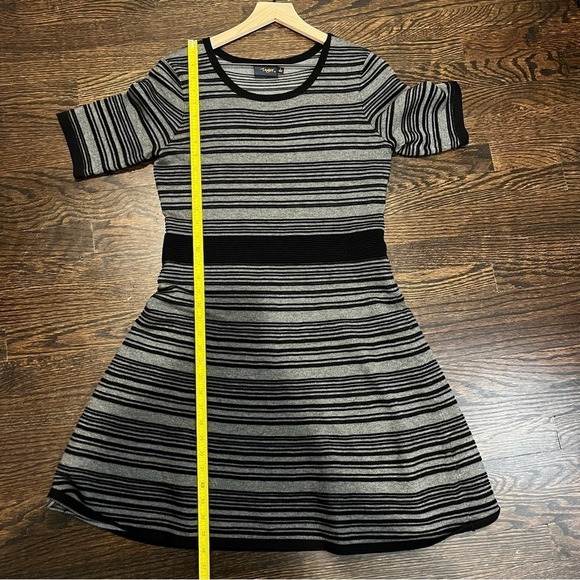 Women’s | Just… Taylor Black and Gray Striped Sweater Dress | Large - Picture 7 of 7